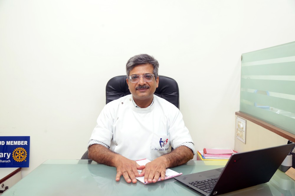 Dr. Amit Sethi